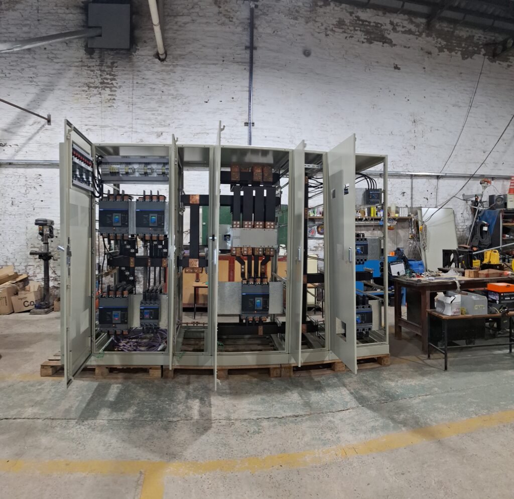 Montaje eléctrico industrial