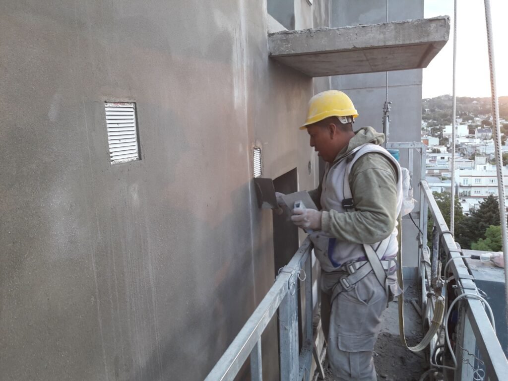 Trabajo en alturas con máquinaria