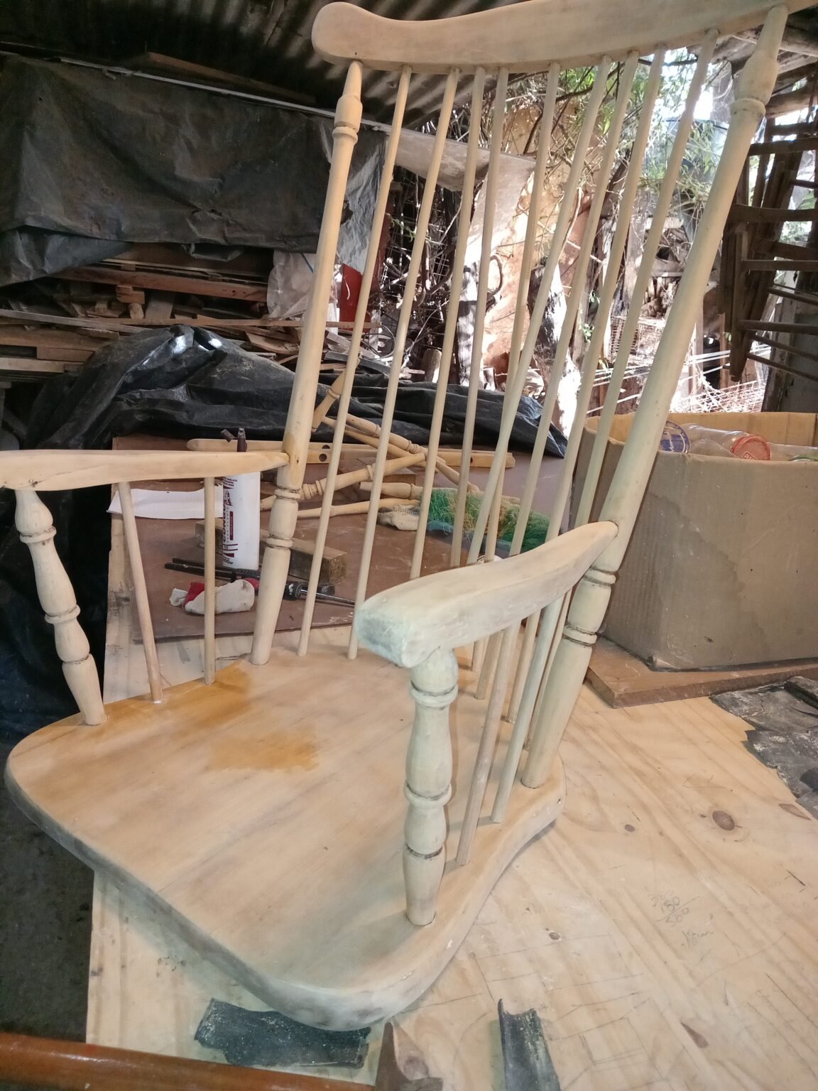 Restauraciones en general  tapiceria ( muebles casas y otros )