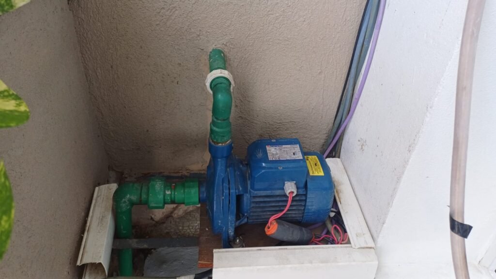 Plomería ( gas, agua, cloacas)