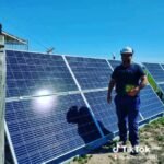 Técnicos intaladores electricista