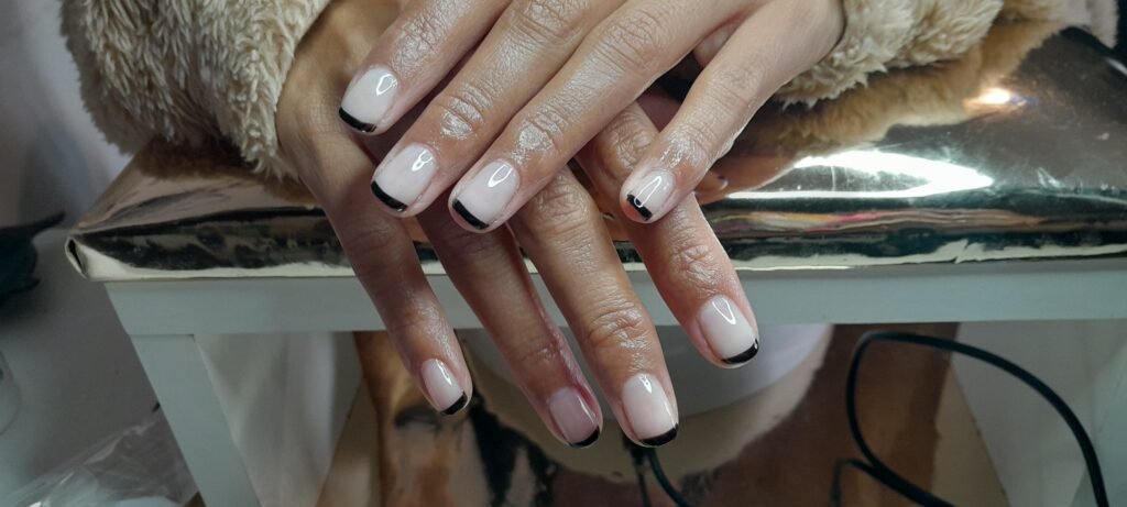 Uñas soft gel y semipermante