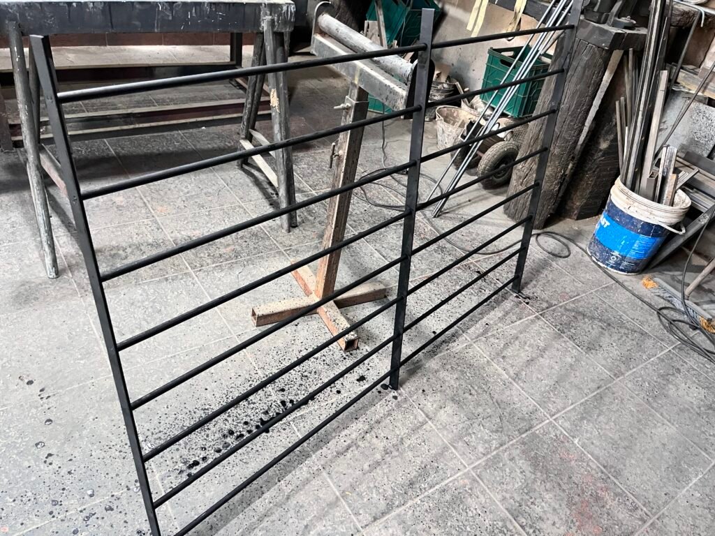 Herrería y muebles estilo industr