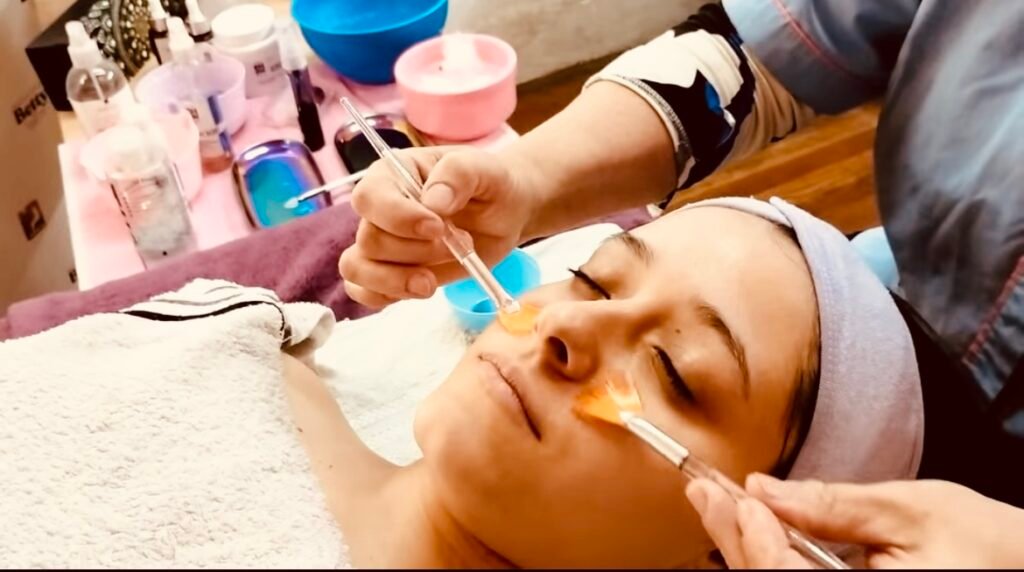 Cosmetologa y masajista profesion
