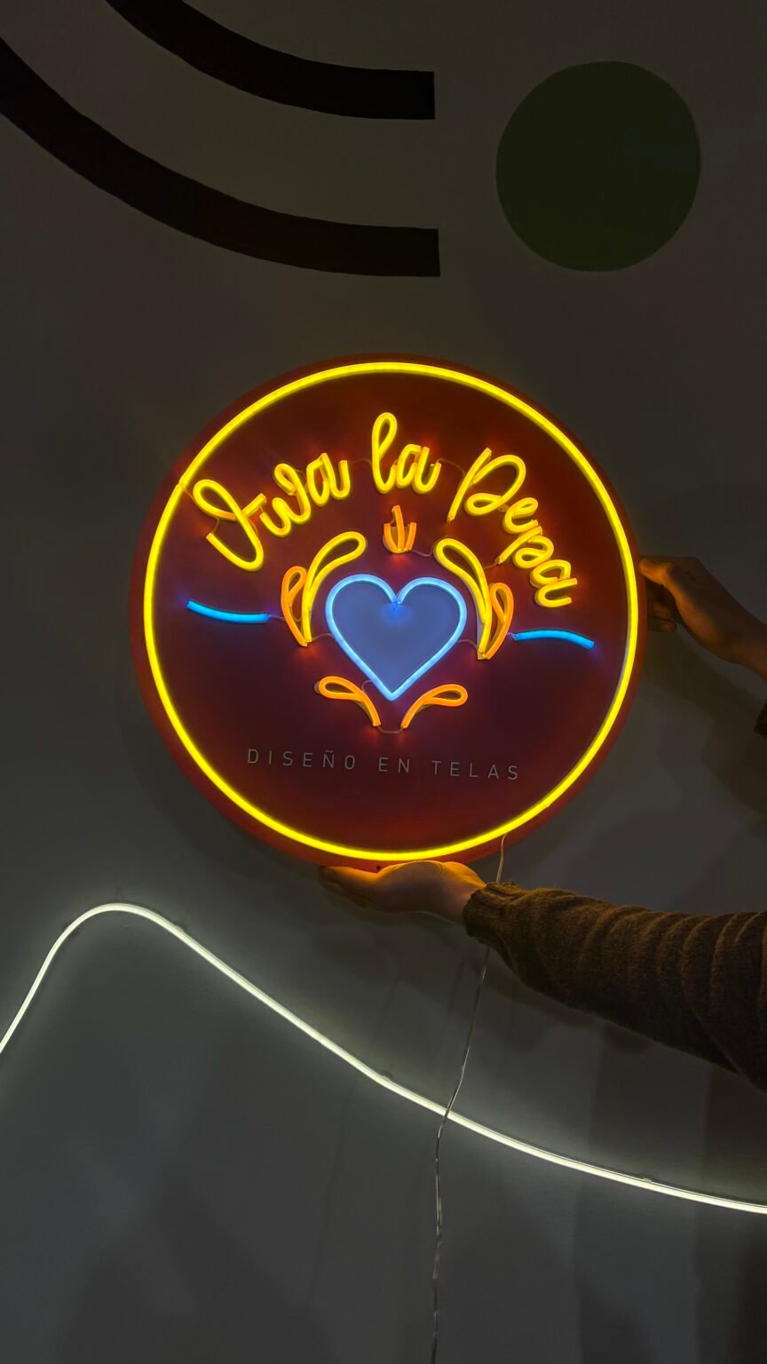 CARTELERÍA DE NEÓN LED