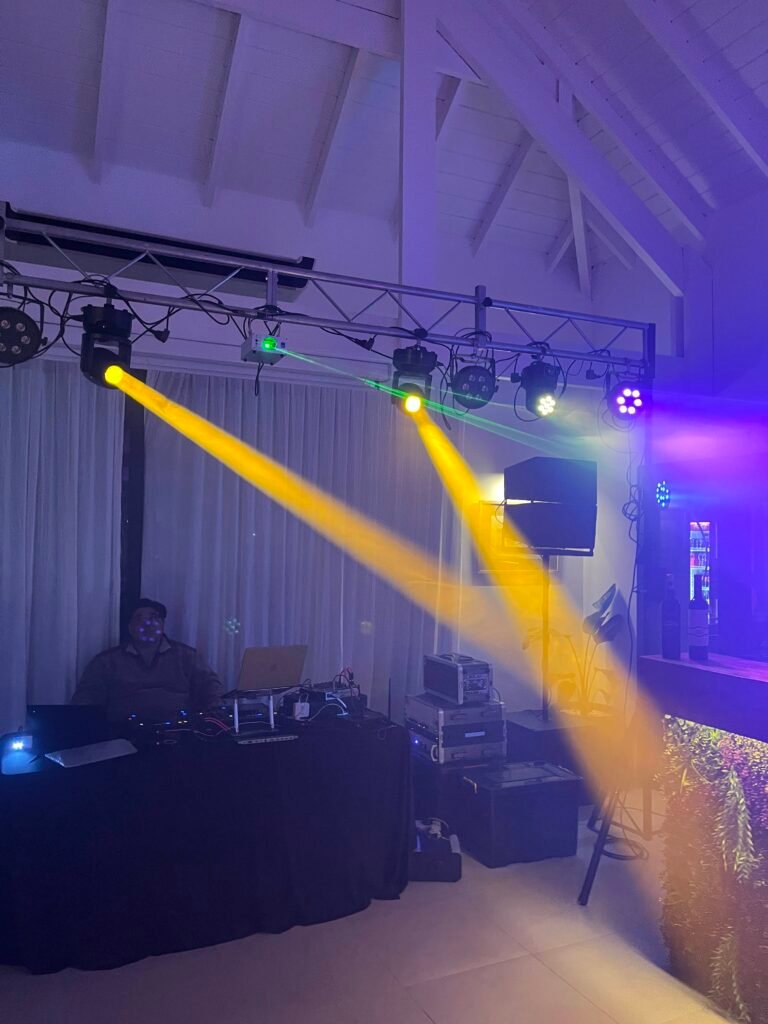 DJ iluminacion para Eventos Fiest
