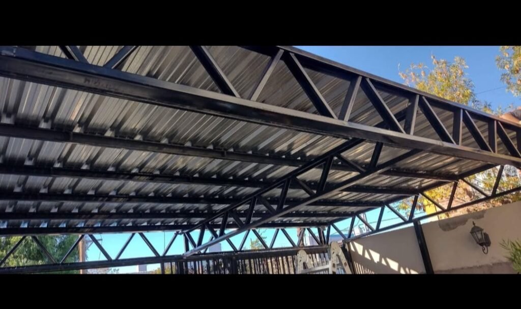 Soldadura, Techos de estructura metálica.