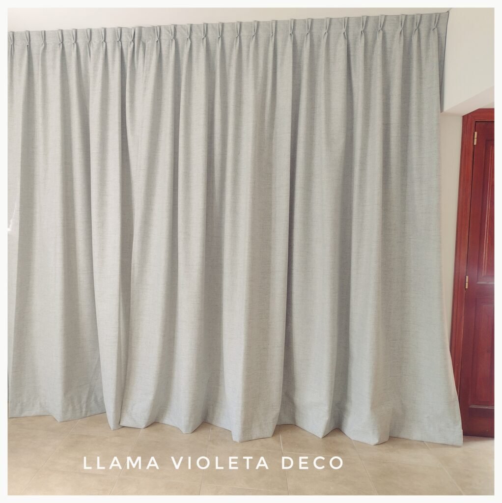 Llama Violeta Deco