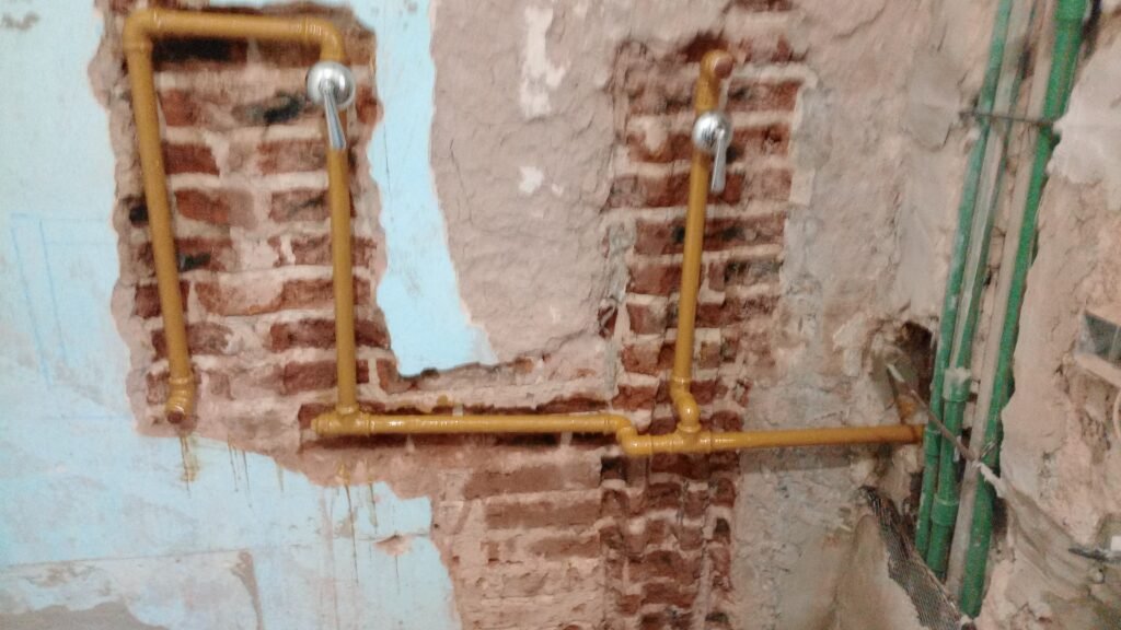 Instalación de agua y gas natural