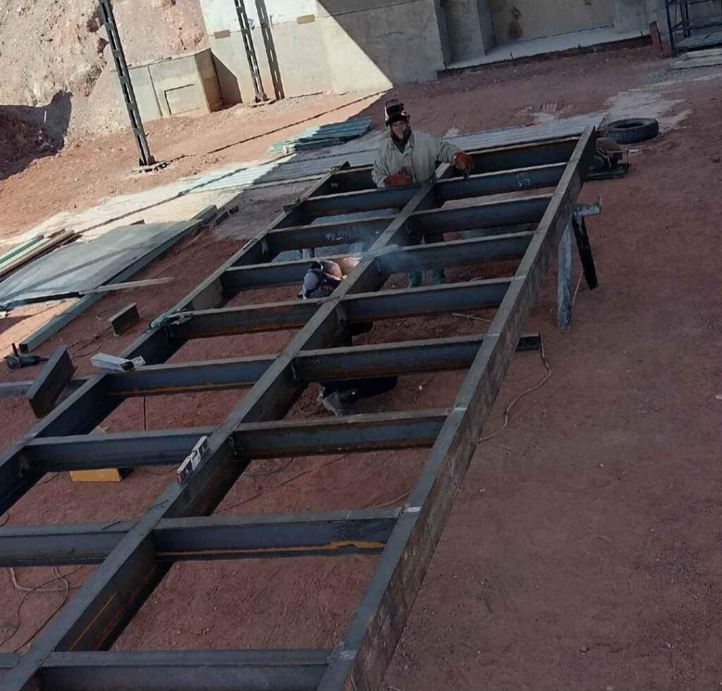 Soldadura, Techos de estructura metálica.