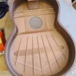 Luthier de guitarras clásicas, reparación y puesta a punto de instrumentos acústicos de cuerda pulsada