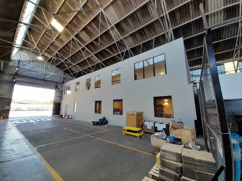 Steel frame, Drewall y Pintura