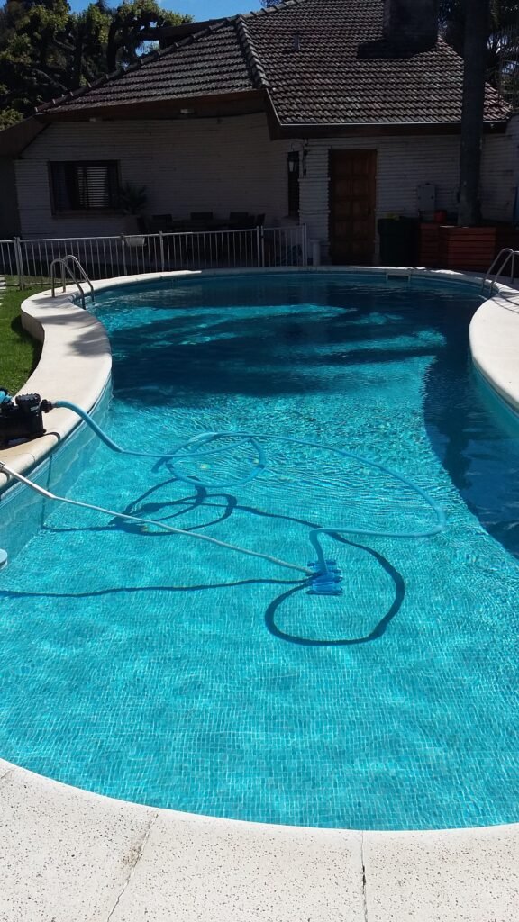 Servicio Integral de Piscinas Rub