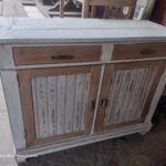 Restauración de muebles, intervenimos y pelamos a “cero” puertas, muebles , ventanas