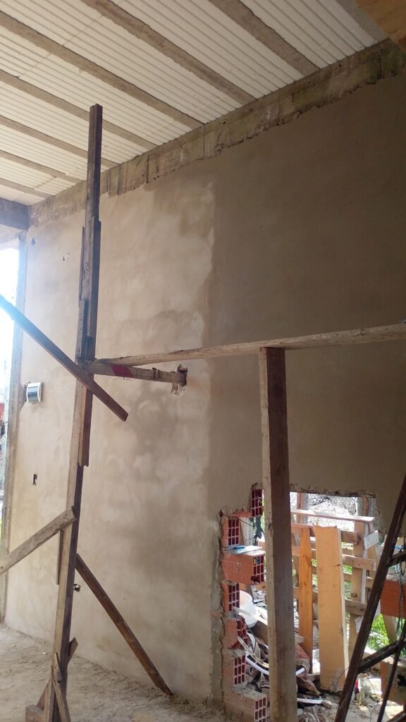 Ofresco mi servicio en contruccion /albañileria , mantenimiento edilicio