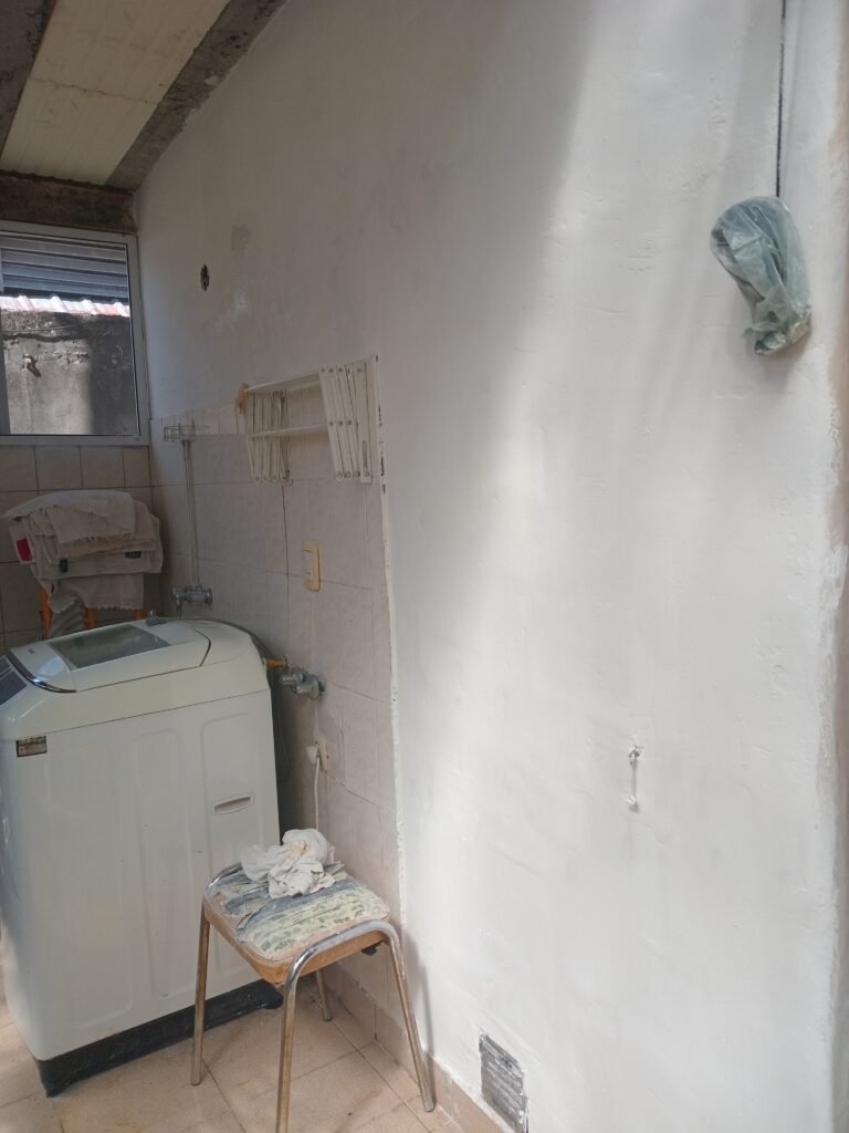 Albañilería y pintura