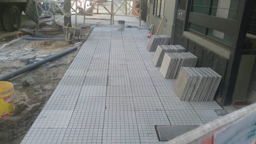 Ofresco mi servicio en contruccion /albañileria , mantenimiento edilicio