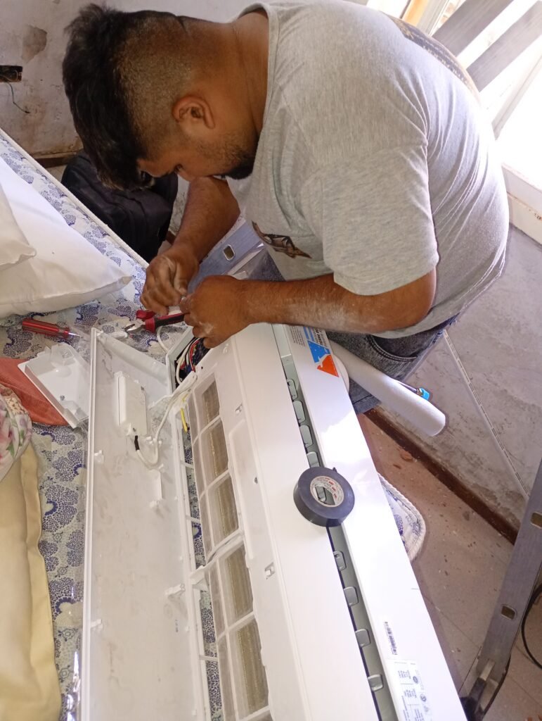 Servicios técnicos en refrigeración y electricidad