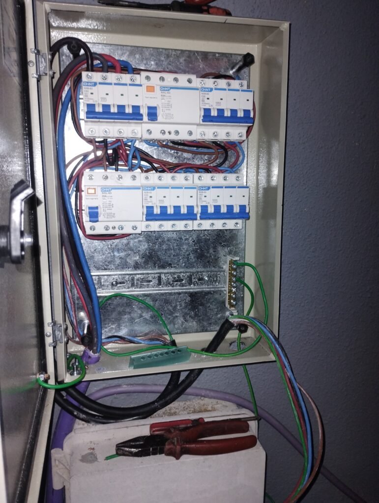 Electricidad, todo referido a la misma