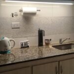 Electricista y mantenimiento del hogar.