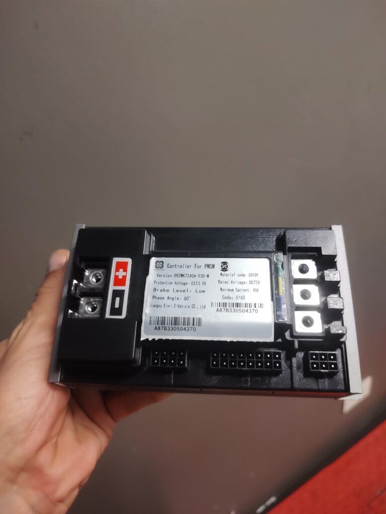 Técnico en reparación de vehículo
