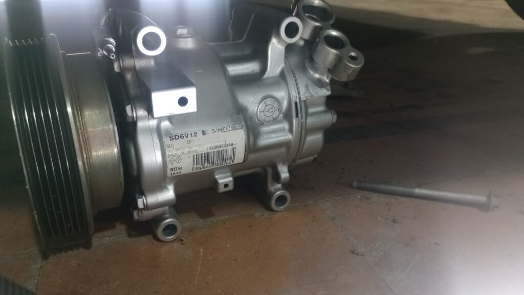 Técnico y mecánica en refrigeraci