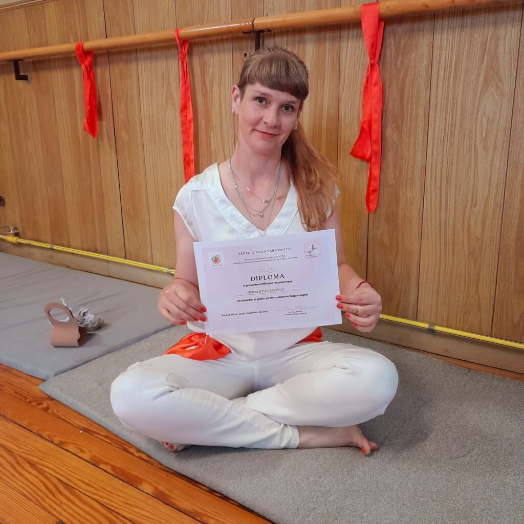 Instructora de yoga integral