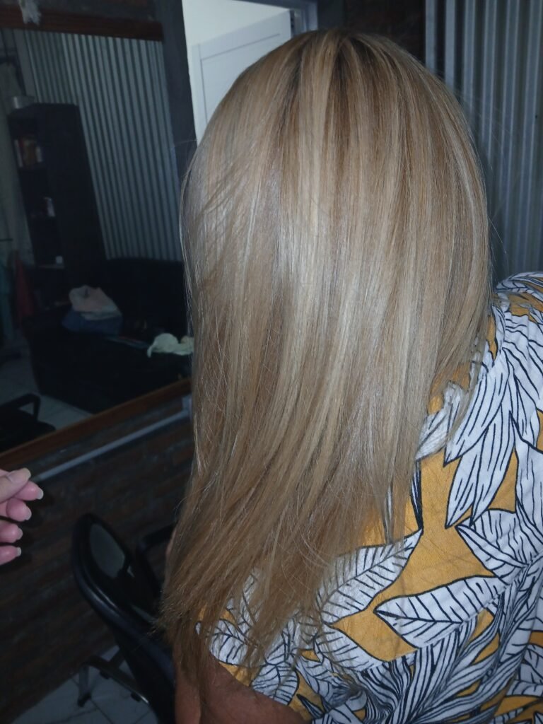 Peluquería unisex y estética