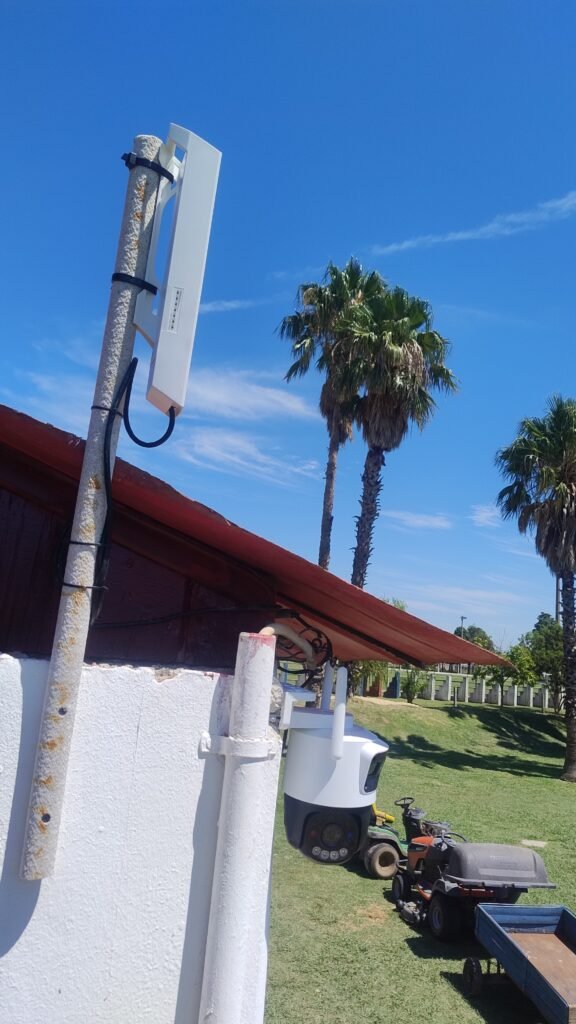 Soluciones en redes Lan, Wifi e instalación de cámaras de seguridad. Electricidad en general