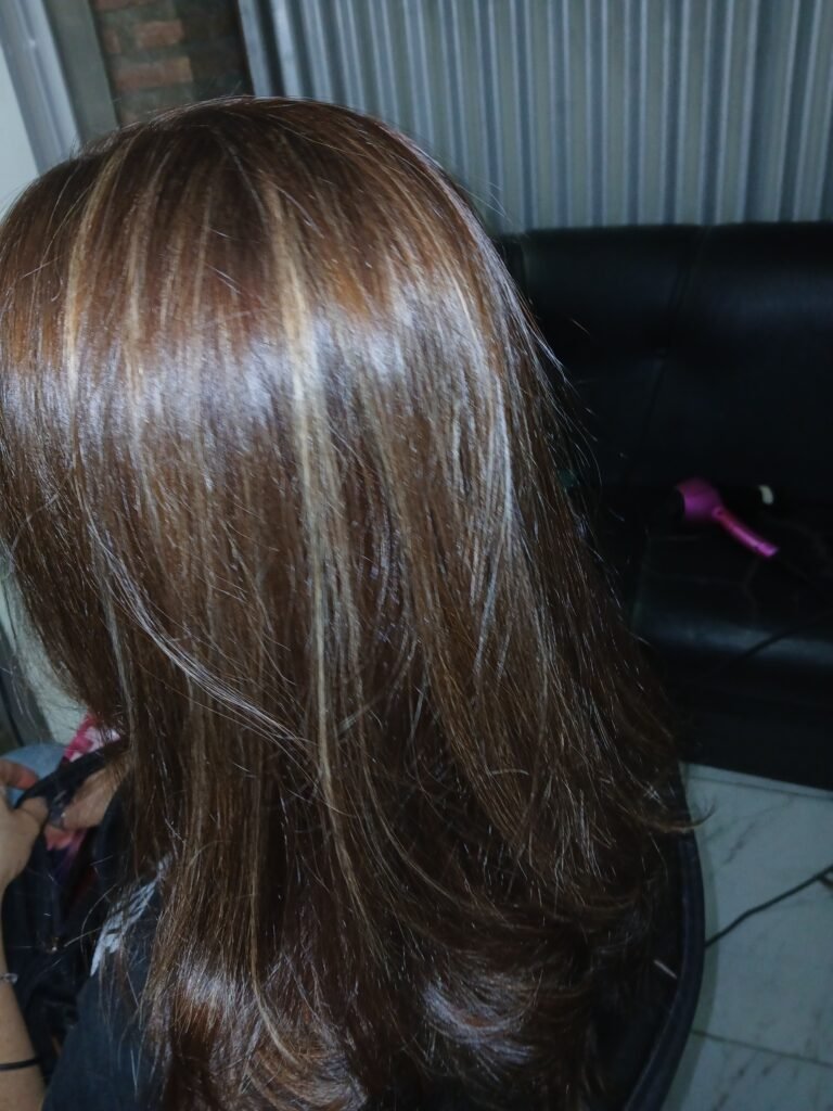 Peluquería unisex y estética