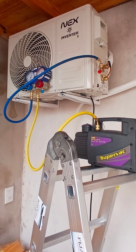 INSTALACION DE AIRE ACONDICIONADO