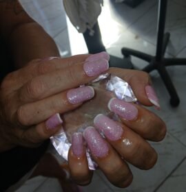 Peluquería unisex y estética