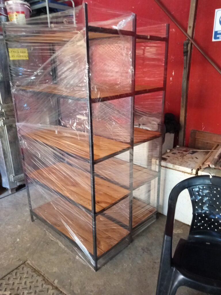 Herrería artesanal ( muebles indu