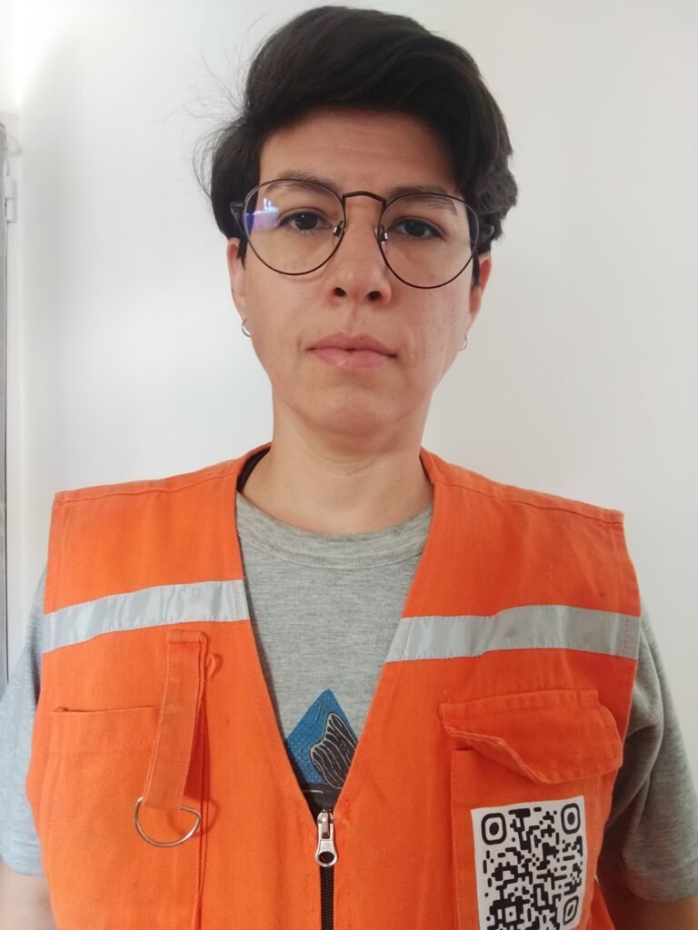 Electricista matriculada