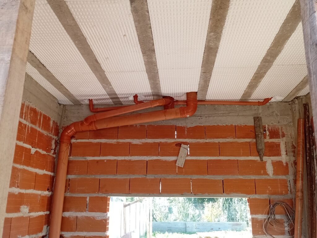 Construcción desde 0 . Electricista matriculado.instslador de aire acondicionado matriculado. Instalador de camaras de seguridad