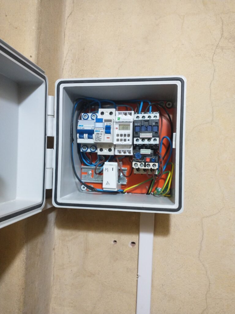 Electricista Domiciliario /Comerc