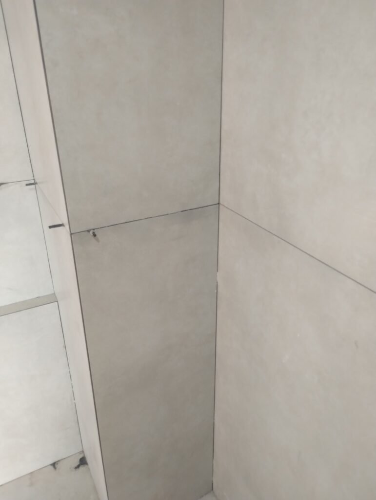colocador de pisos y revestimient