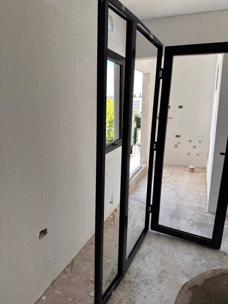 Venta , fabricación y reparación de aberturas de aluminio