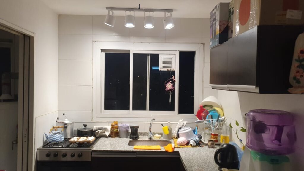 Electricista con más de 25 años de experiencia comprobada