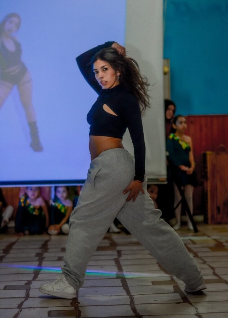 Estudio de Danzas. “Natalia Quir