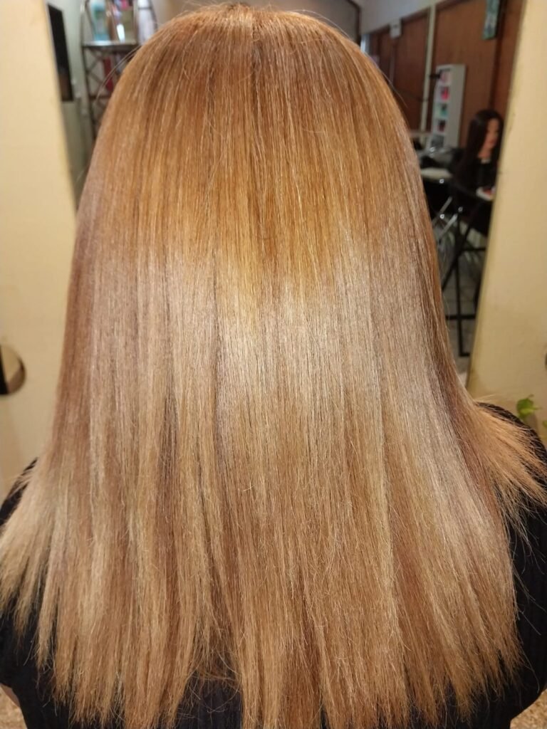 Peluquería y arreglos de ropa