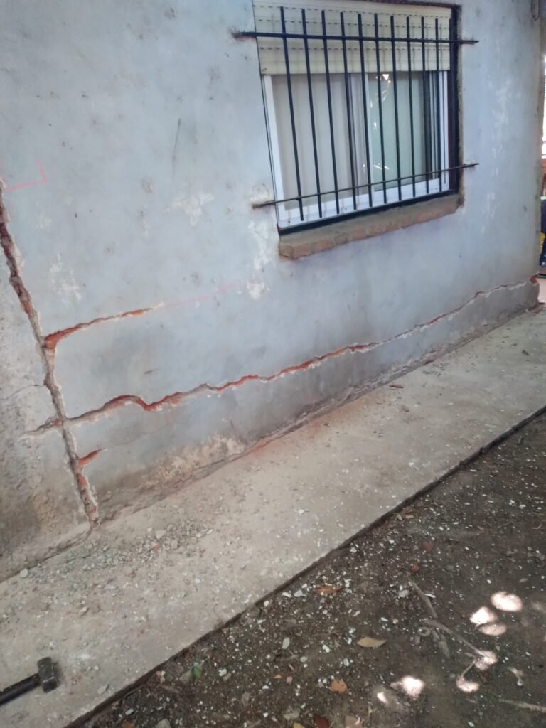 Pintura, ayudante de plomero, ele
