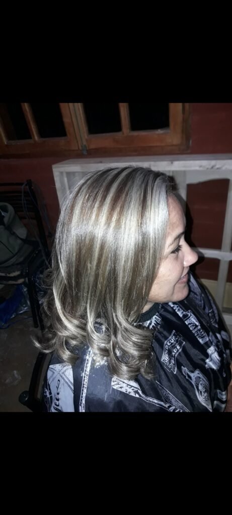 Estilista y colorista profesional