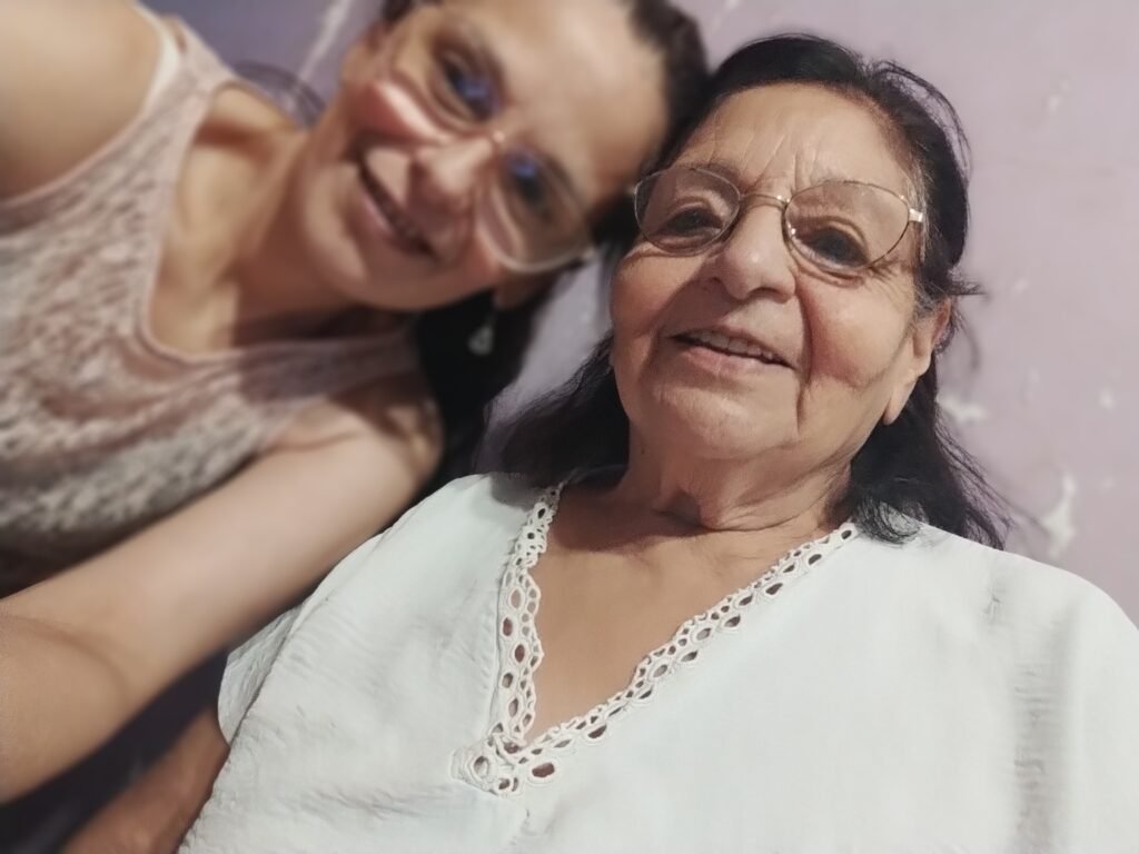 Cuidadora de adultos y niños me d