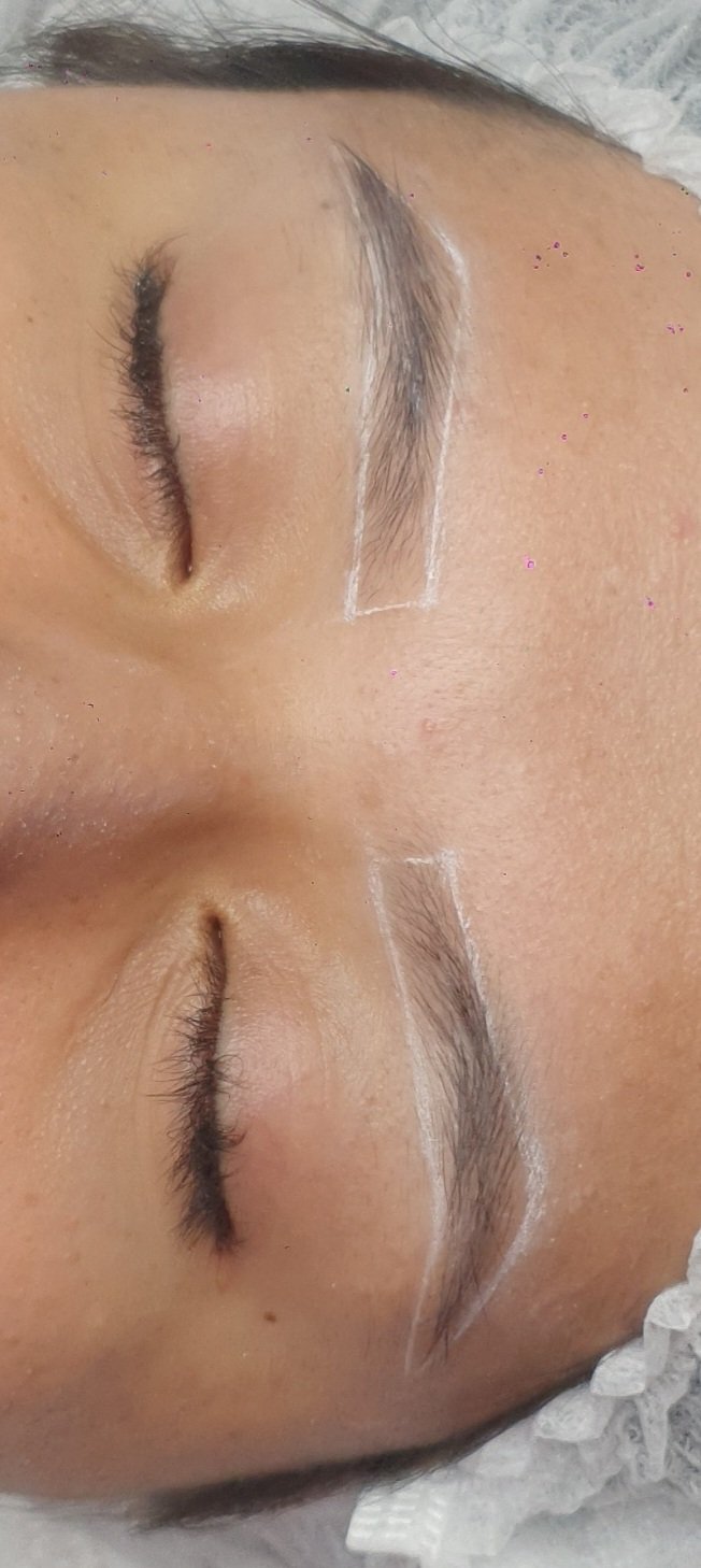 Cejas y pestañas