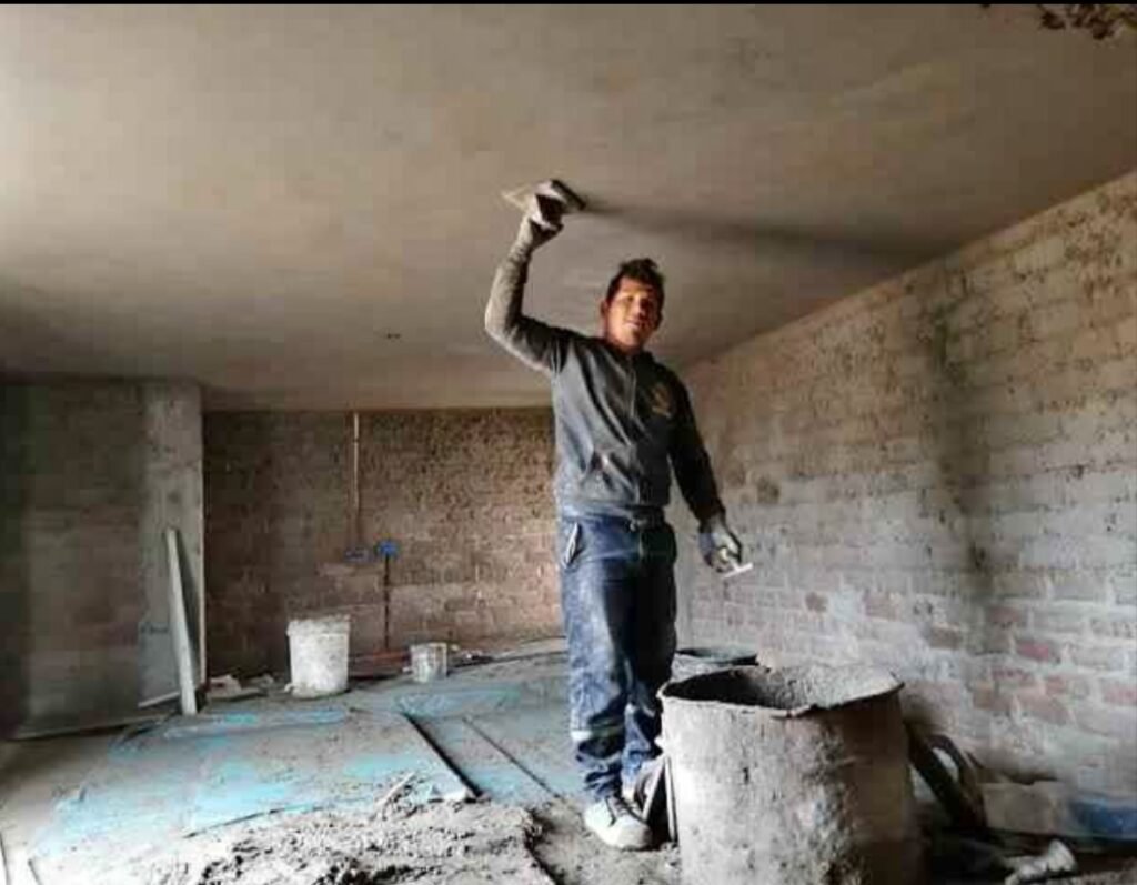 ALBAÑIL CONSTRUCTOR RAMOS
