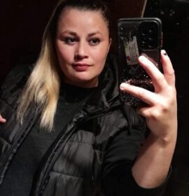 Hola Me lamo Micaela cohello tengo 31 años y soy cuidadora , niñera y empleada doméstica estoy en la busqueda de trabajo y estoy disponible llamar al: 1162353129