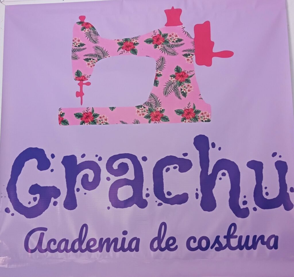 Grachu. Costurera textil.