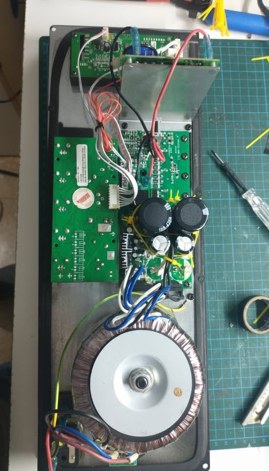 Taller de reparación de electrónica de audio y general