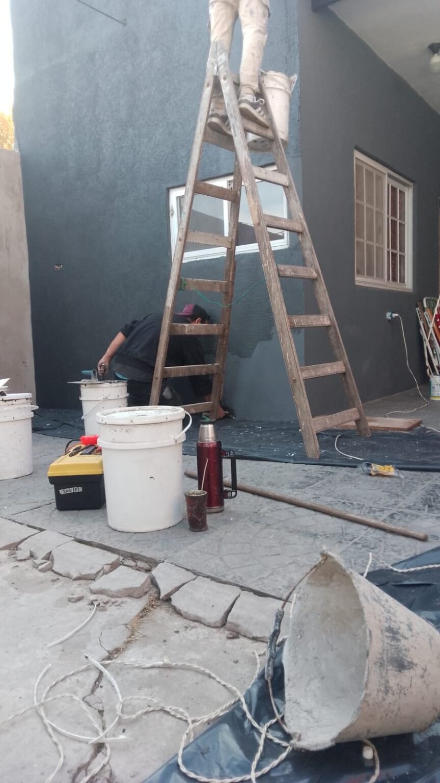 Albañil y pintor